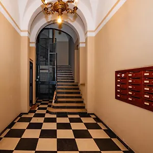 https://apt-stone-house.barihotels.org